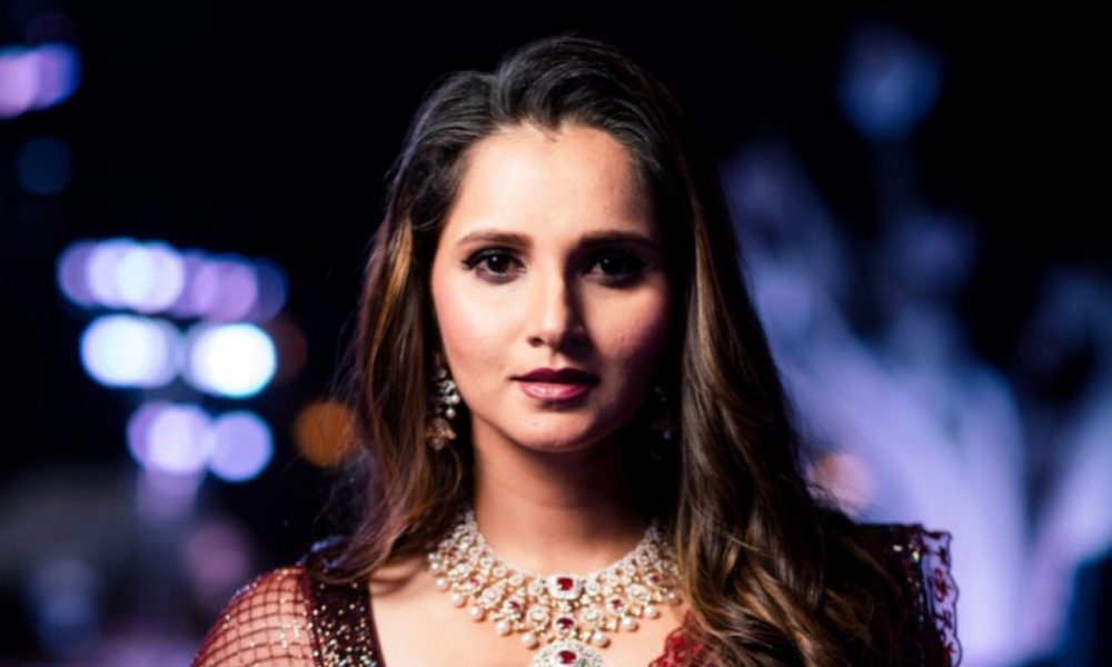 Sania Mirza Reacts After Mitchell Starc Attended Women's ...