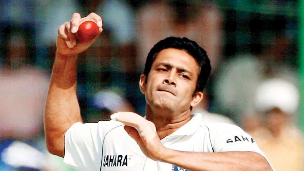 Two times when Anil Kumble won the hearts of his fellow co-passengers on a flight