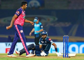 R Ashwin stuns Netizens by clocking an ‘unbelievable’ 131 KMPH delivery in GT vs RR Qualifier Match. Read full news