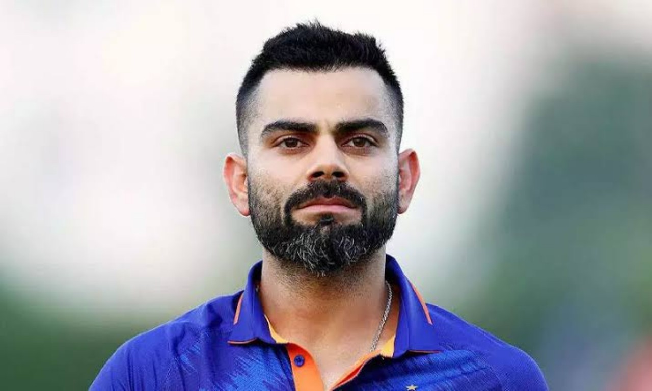 Virat Kohli Looks Uber-Cool In New Hairstyle, Shares Picture in Instagram  Story Ahead of Asia Cup 2023 | 🏏 LatestLY