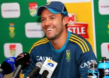 AB de Villiers picks best T20 player of all time.